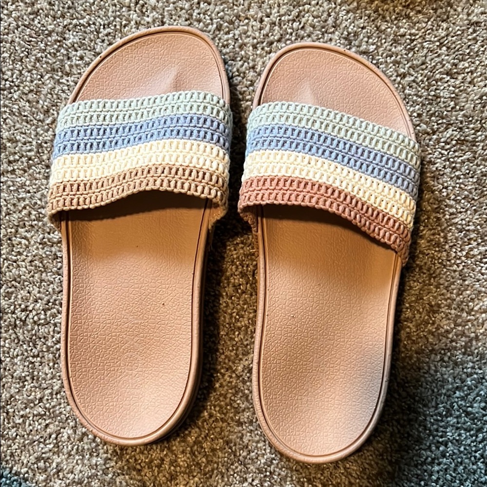 Roxy Tan and Blue Sandals Casual Comfort